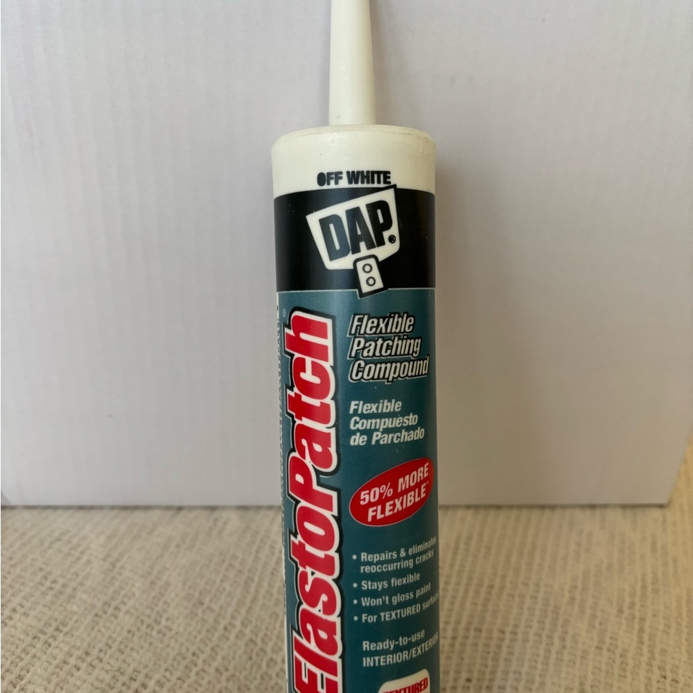 DAP 12286 Off White Textured Flexible Patching Compound 10.1 oz.